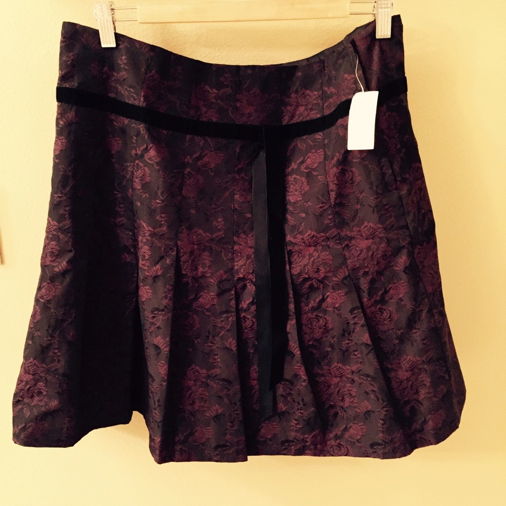 NWT Black Pleated Skirt with floral design